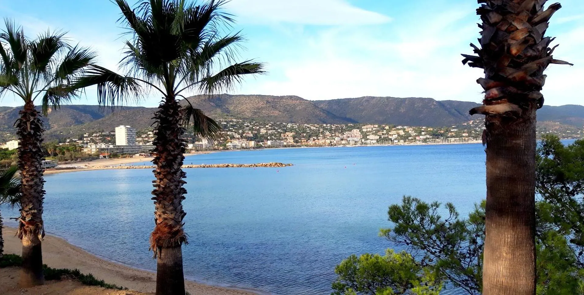 T2 BORMES LES MIMOSAS, La Faviere à 5 mn à pieds de la plage Bormes-les-Mimosas